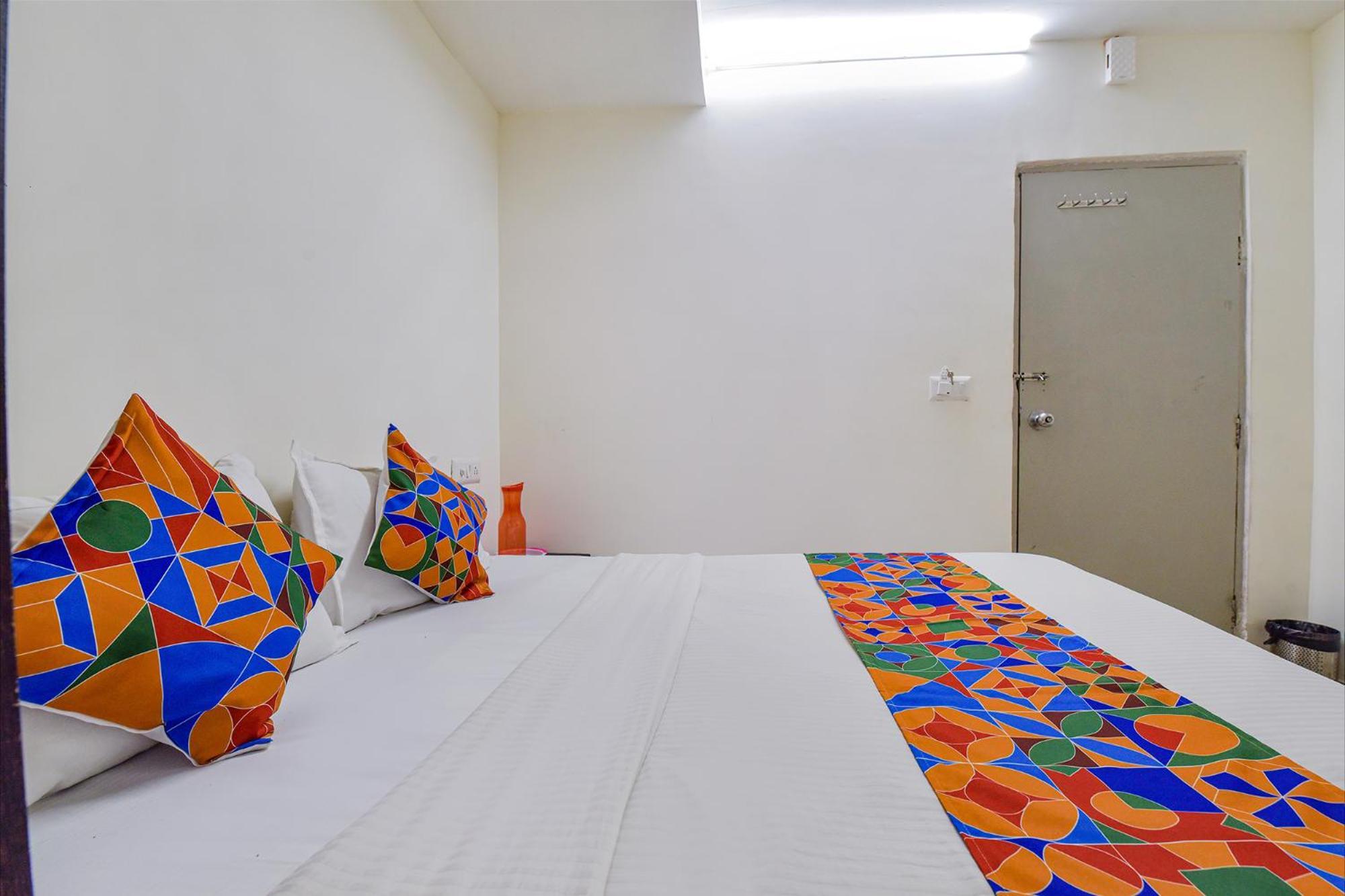 Hotel O Himalaya Inn Ahmedabad Luaran gambar