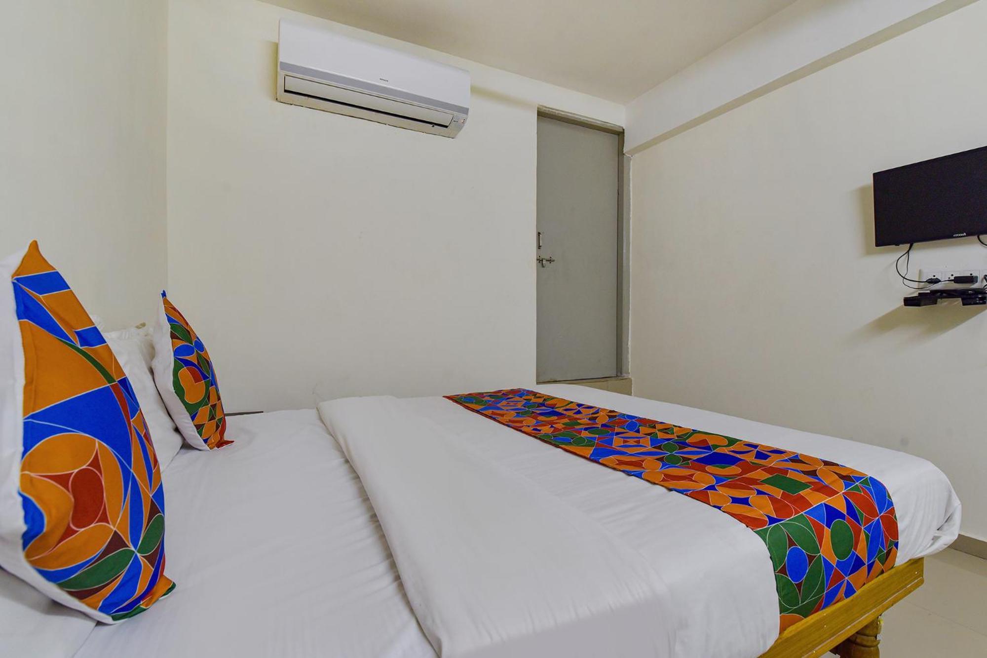 Hotel O Himalaya Inn Ahmedabad Luaran gambar