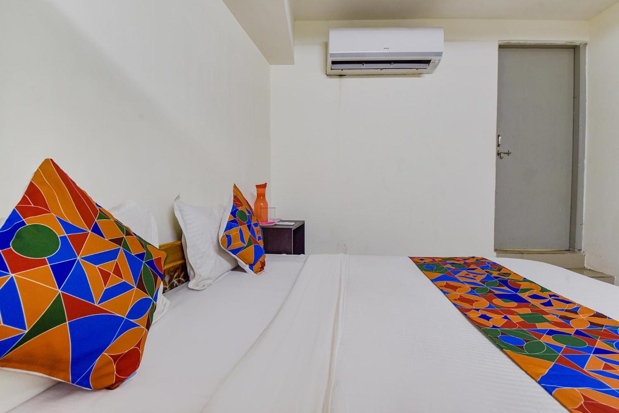 Hotel O Himalaya Inn Ahmedabad Luaran gambar