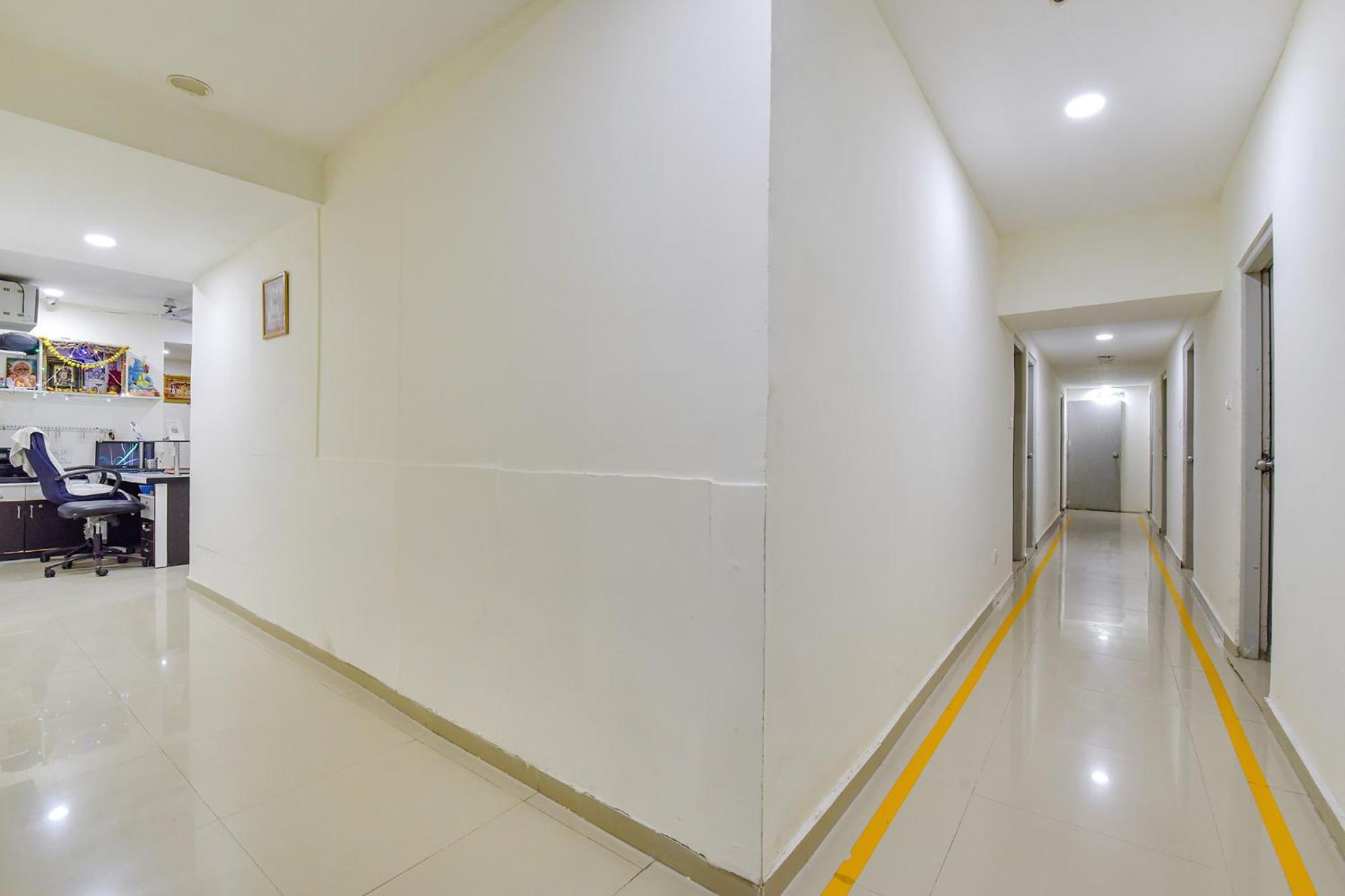 Hotel O Himalaya Inn Ahmedabad Luaran gambar