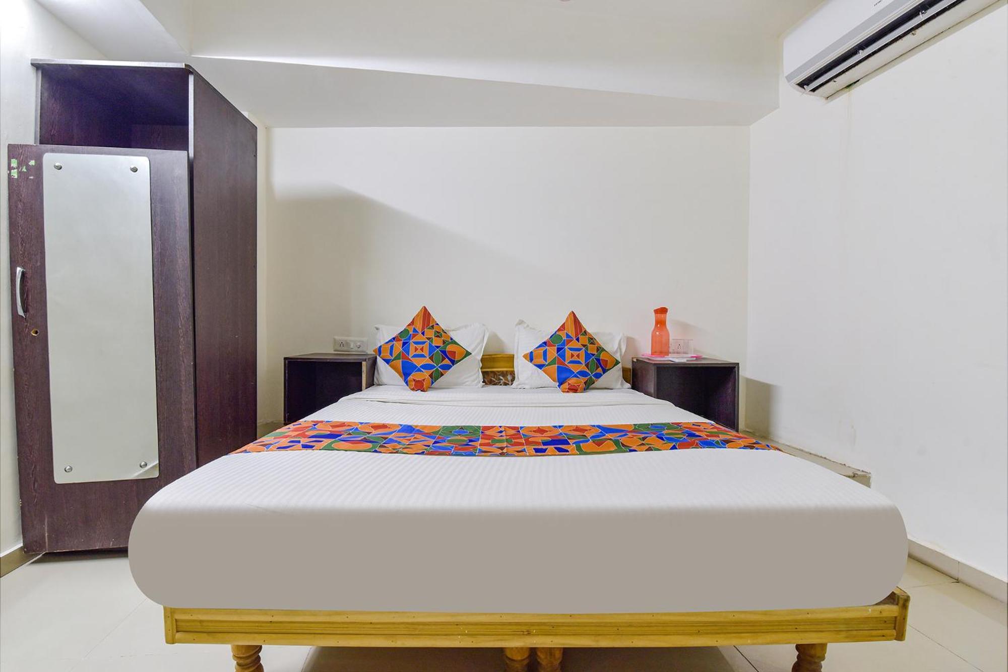 Hotel O Himalaya Inn Ahmedabad Luaran gambar