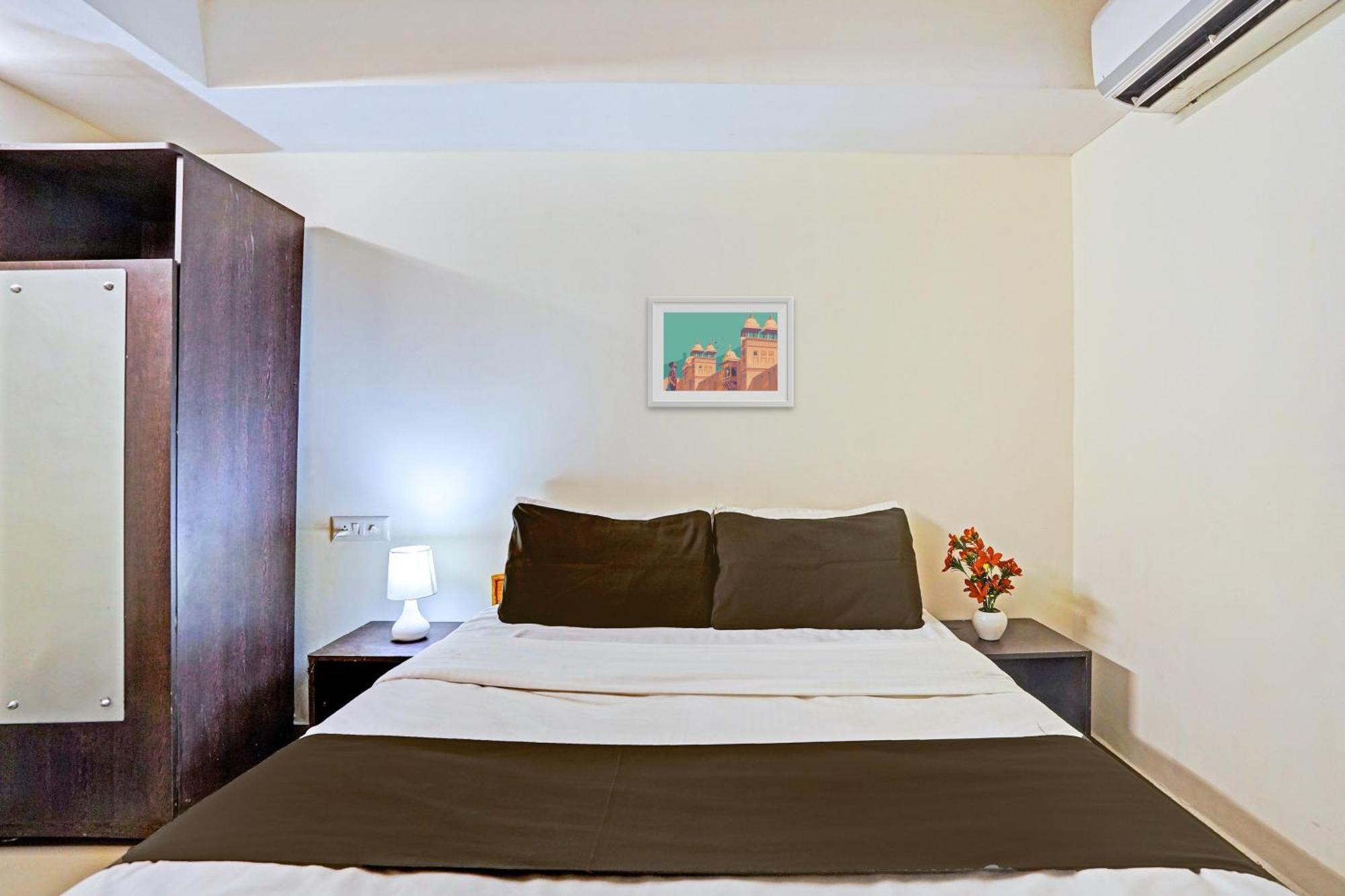 Hotel O Himalaya Inn Ahmedabad Luaran gambar