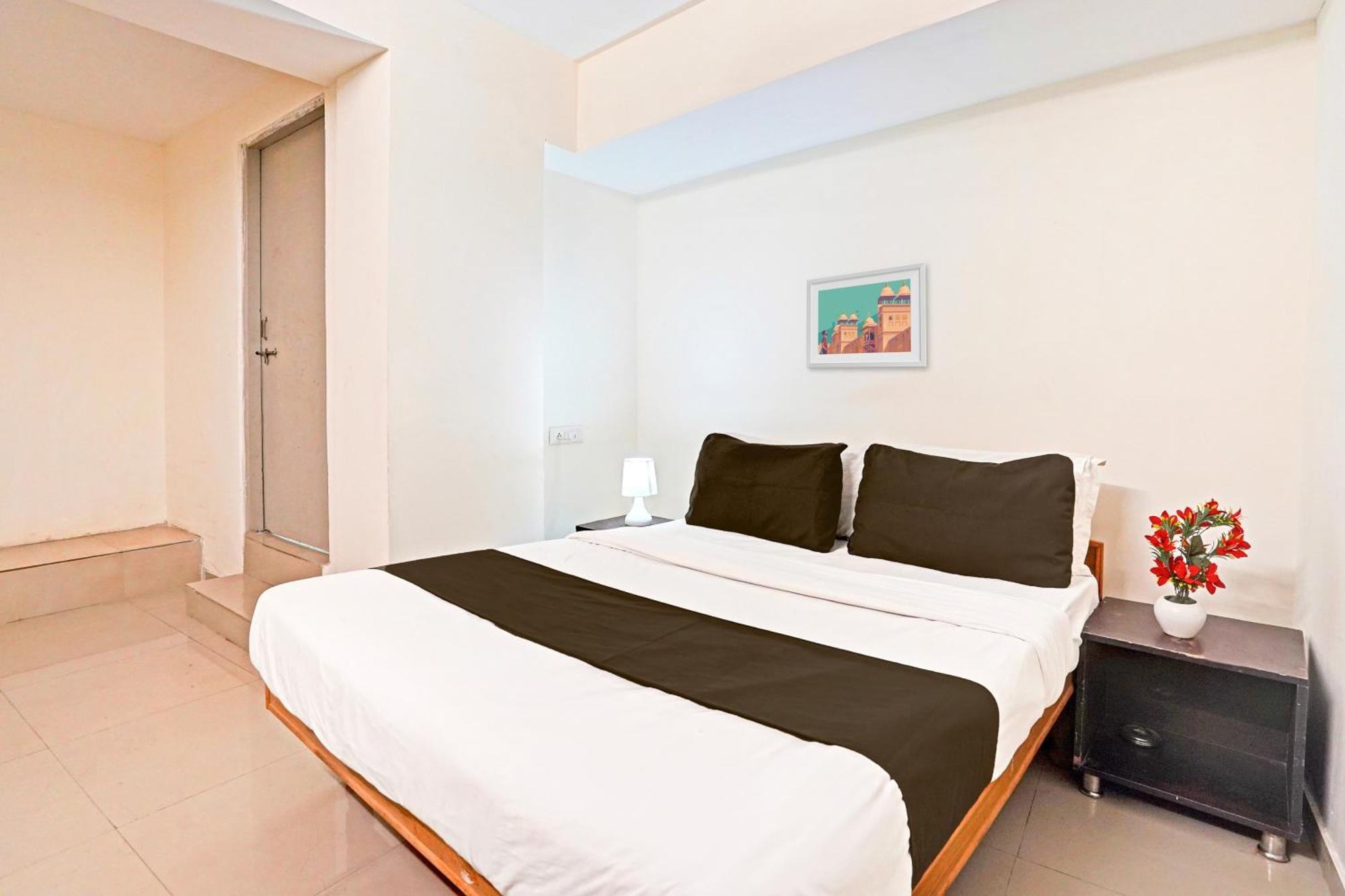 Hotel O Himalaya Inn Ahmedabad Luaran gambar