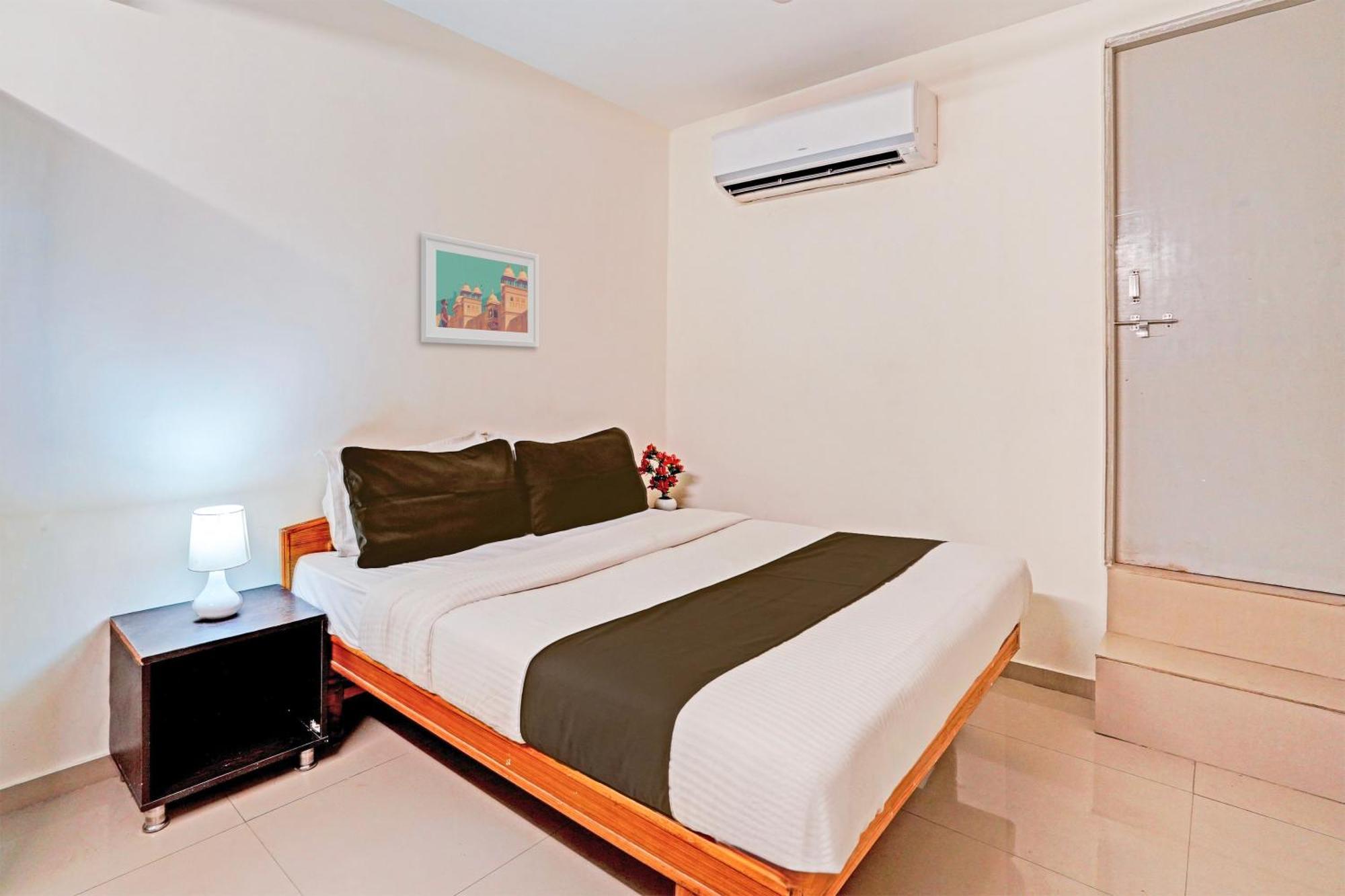 Hotel O Himalaya Inn Ahmedabad Luaran gambar
