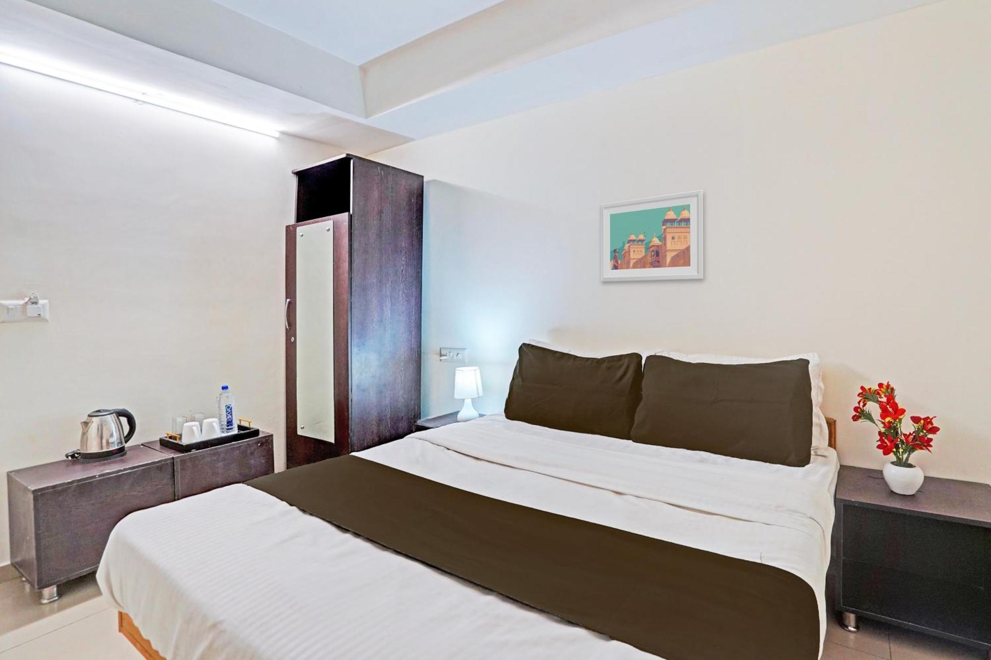 Hotel O Himalaya Inn Ahmedabad Luaran gambar