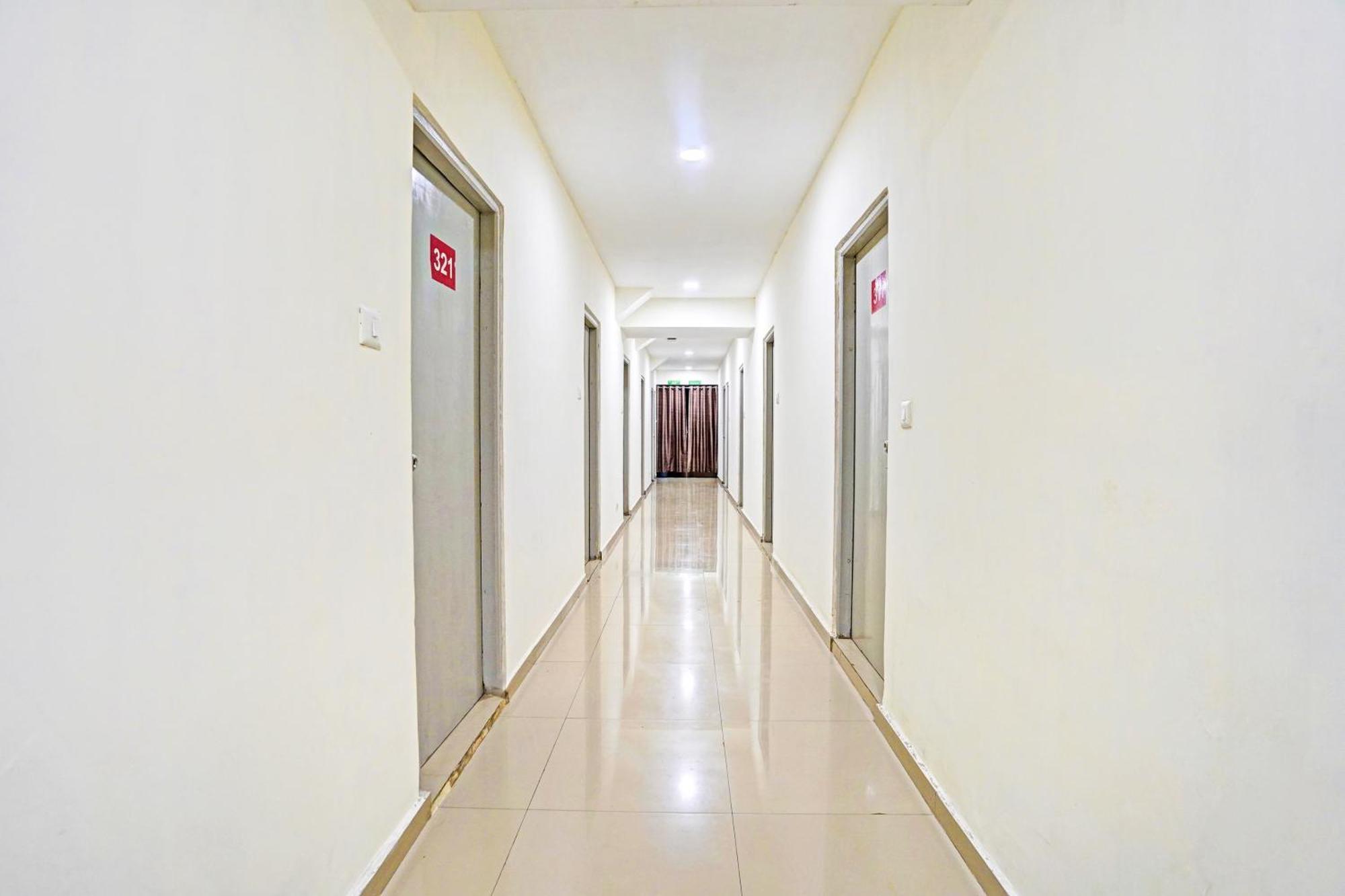 Hotel O Himalaya Inn Ahmedabad Luaran gambar